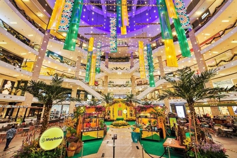 Hari Raya Shopping Mall